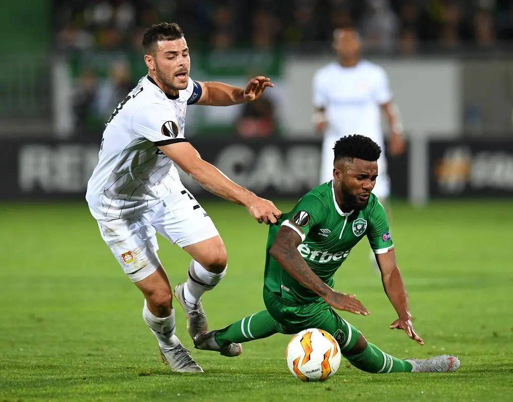 场比赛中 场比赛中